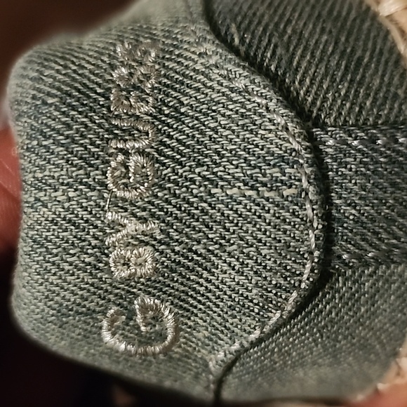 Womens Guess Denim Star Size 8 Lace Up Shoes. Never worn - Picture 6 of 10